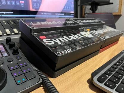 Soporte inclinado Elektron Digitak, Digitone y Syntakt - Imagen 5